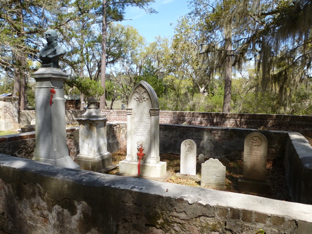 Old House graveyard